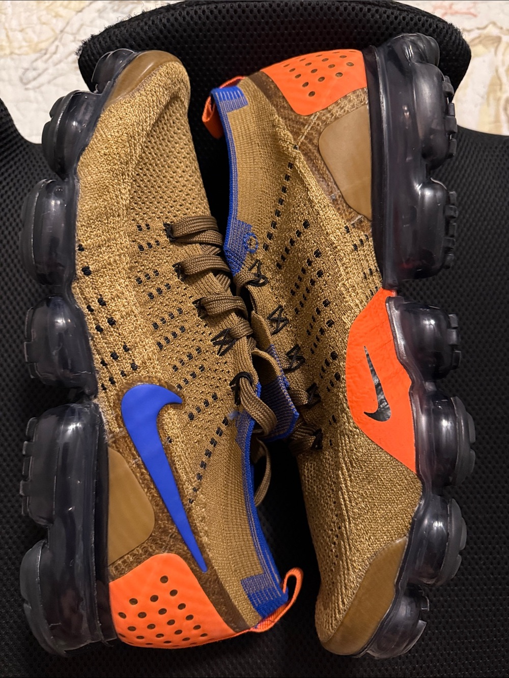Nike Men’s Air VaporMax Flyknit Sneakers - Brown/Blue/Orange